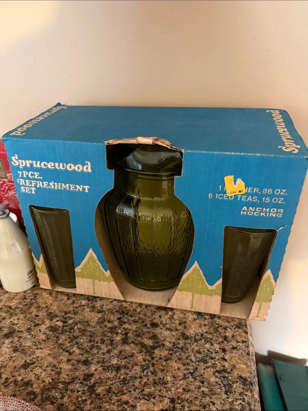 Anchor Hocking Sprucewood Green Glass Pitcher and Tumblers Set
